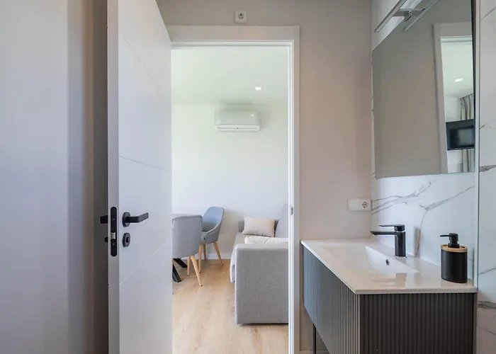 2 Con Piscina En La Playa Pobra Do Caraminal